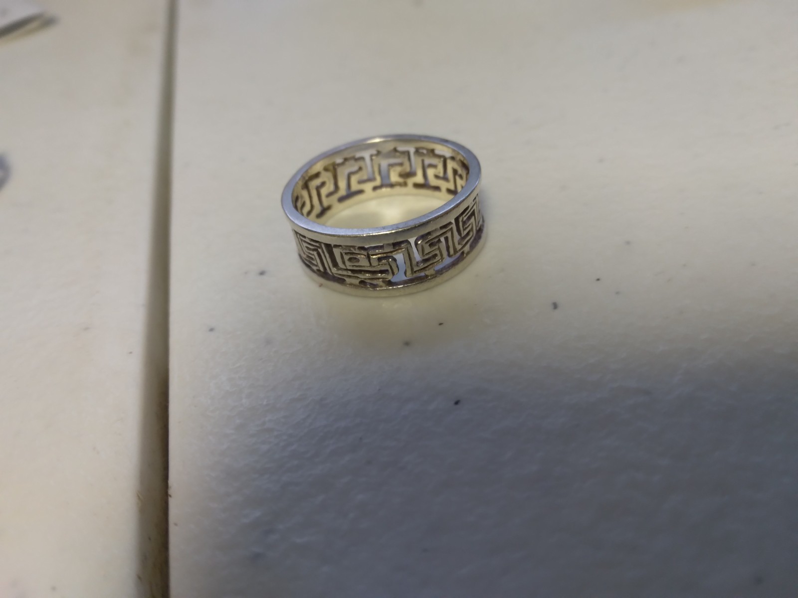 A 925 Sterling Silver Band Ring Greek Key Design 7 mm Size 6