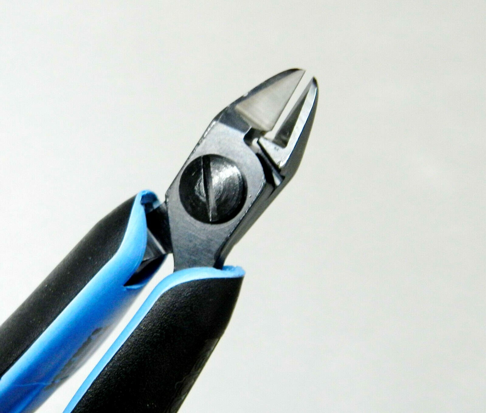 Lindstrom RX8141 Flush Cutter Ergonomic Small Head Side Cutting Pliers 8141 RX