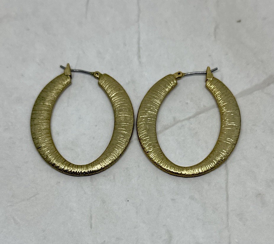 Gold Tone Textured Oval Hoop Latch Back 1.5″ Earrings
