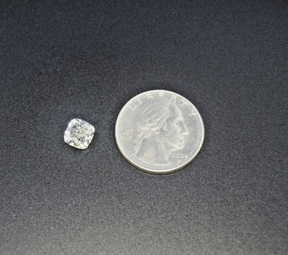100% Authentic 2.22 Carat VS1 IGI Certified CVD Lab Grown Diamond Square Cushion