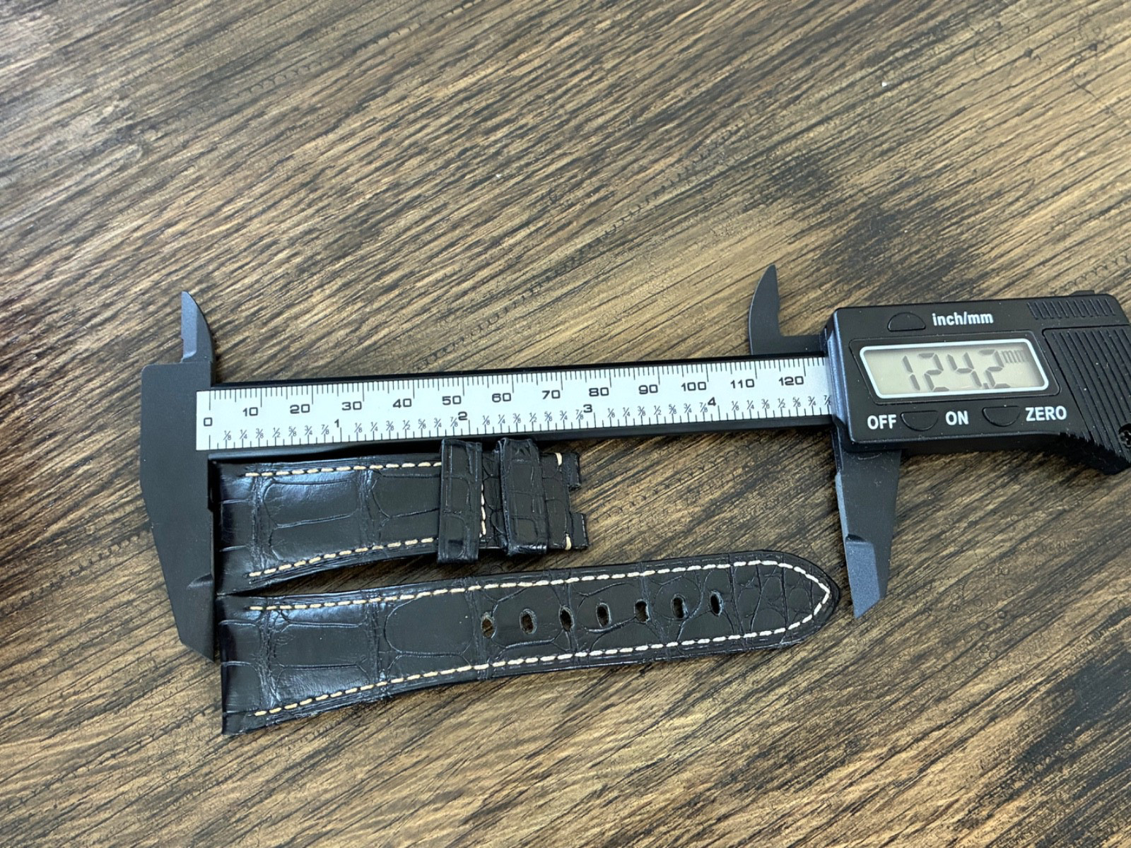 Panerai Mens Radiomir OEM Black Leather Strap Band 25.5mm / 20mm – Great Shape!!