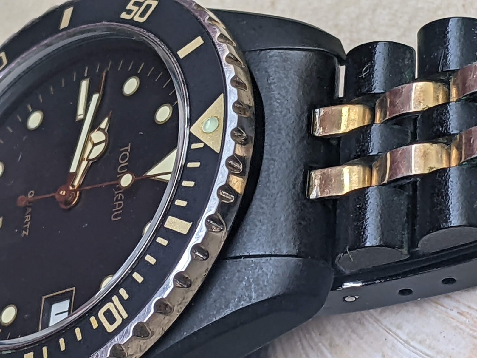 Vintage Tourneau 20 ATM Diver w/PVD Coated Monnin Case,ESA 555.111 Mvmt,Serviced