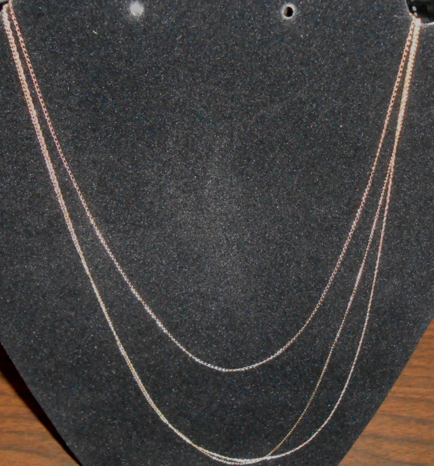14KT LOT OF 3 DELICATE NECKLACES (2) 20″ and (1) 15.5″ – 1.73 GRAMS