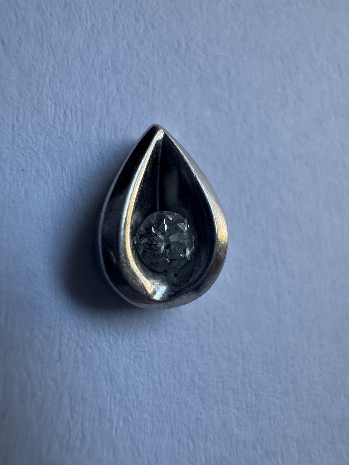 VTG 14K SOLID WHITE GOLD DIAMOND TEARDROP PENDANT Round 3 mm Diamond 1.1 Gram