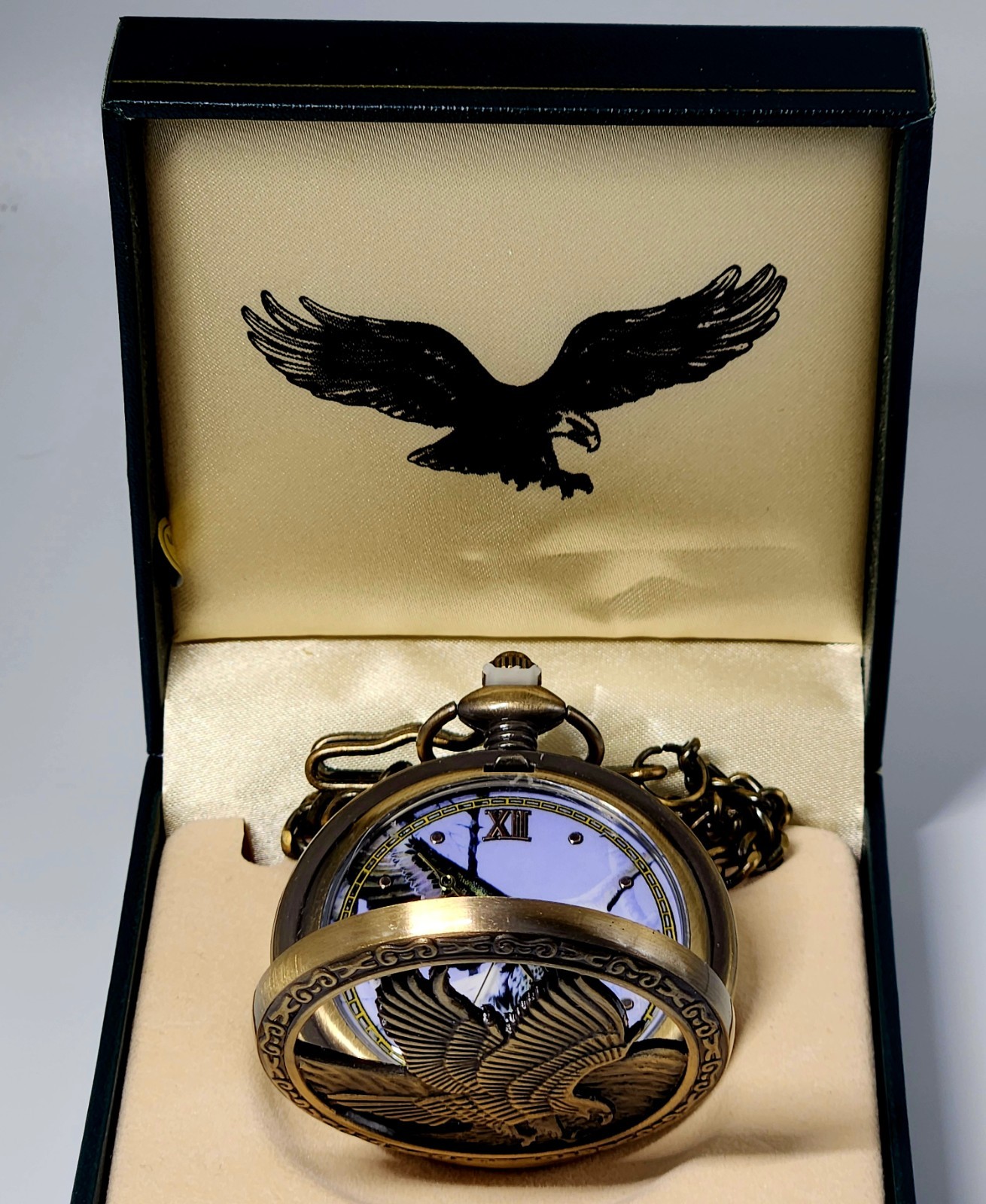 American Bald Eagle Pocket Watch Flying Raptor Vintage Style Bronze Collectible