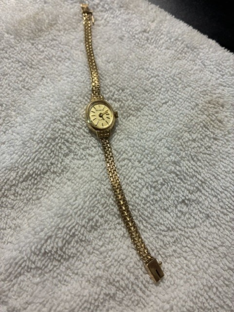 Geneve Quartz Ladies 14K Yellow Gold Bracelet Wrist Watch Vintage