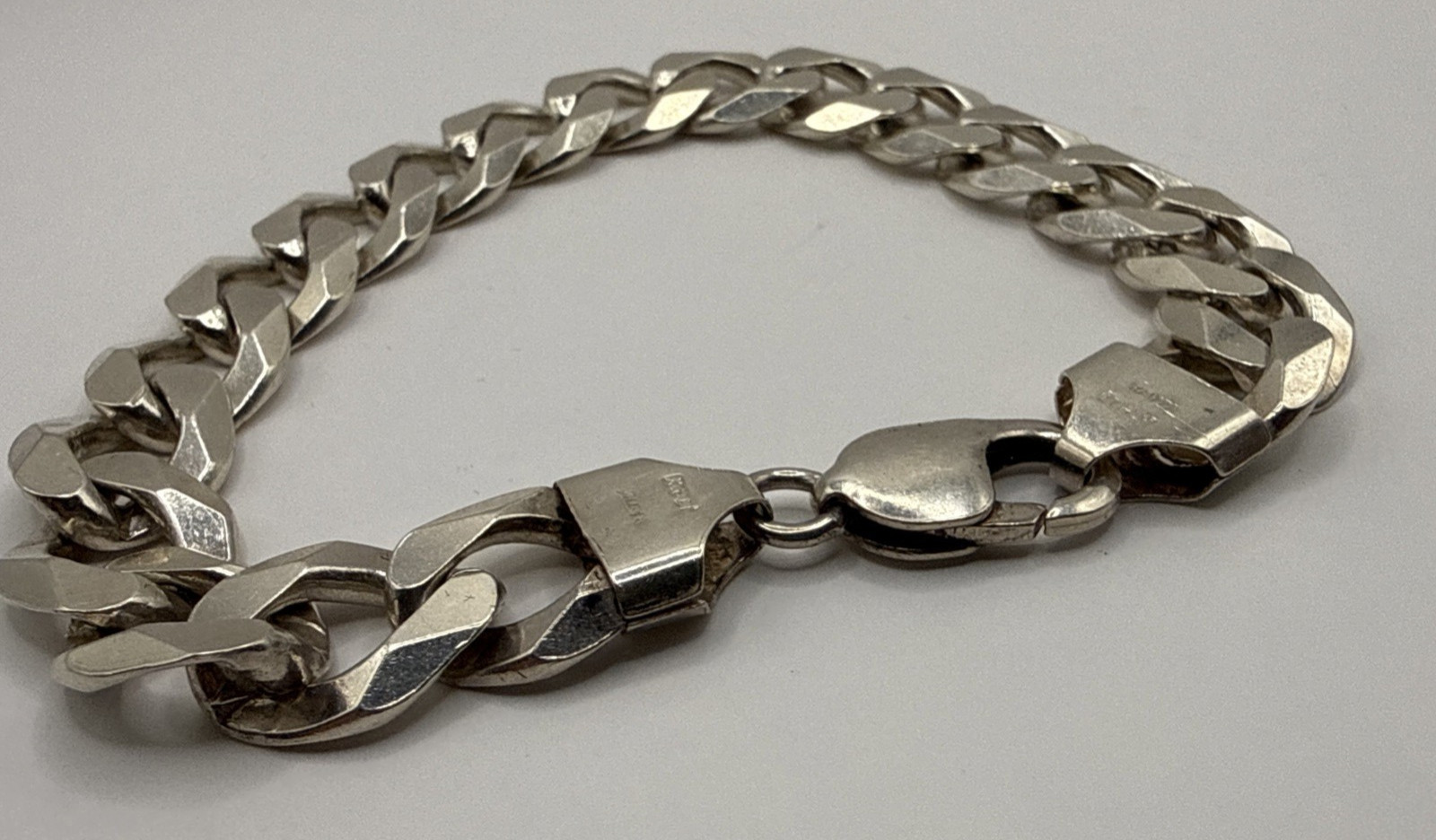 Sterling Silver Curb Chain Bracelet 9″ Length (44 Grams)