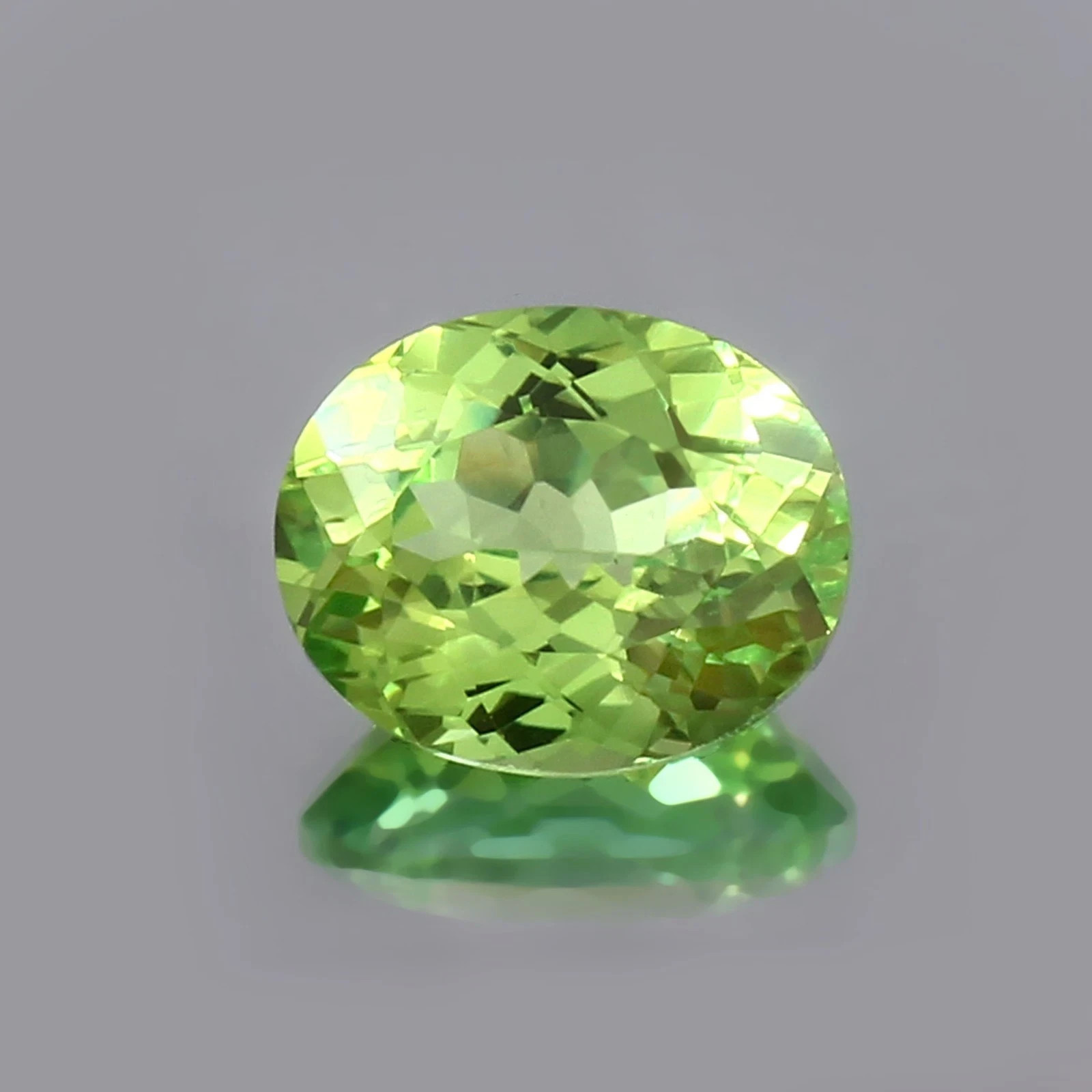 Natural 5.65 Ct Peridot Oval Cut Certified Loose Gemstone Lot with Free Gift