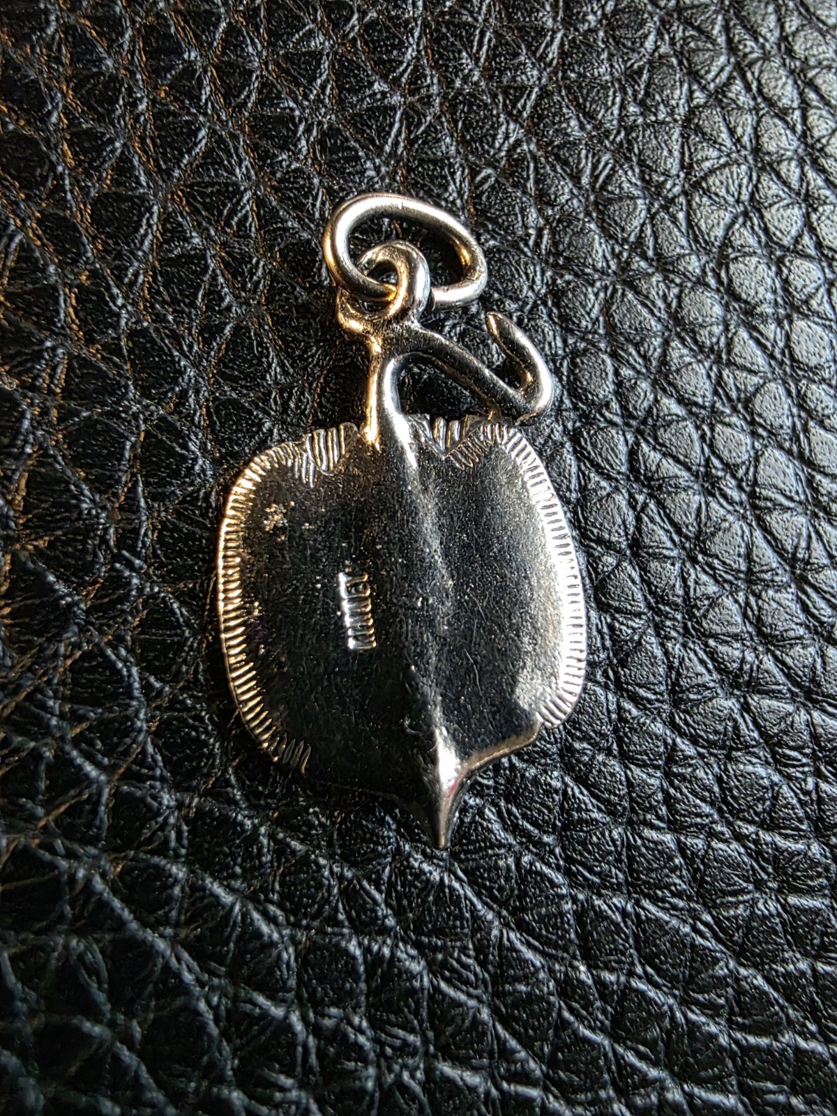Vintage Stingray Charm Kinney Silver Tone Pendant 3/4″
