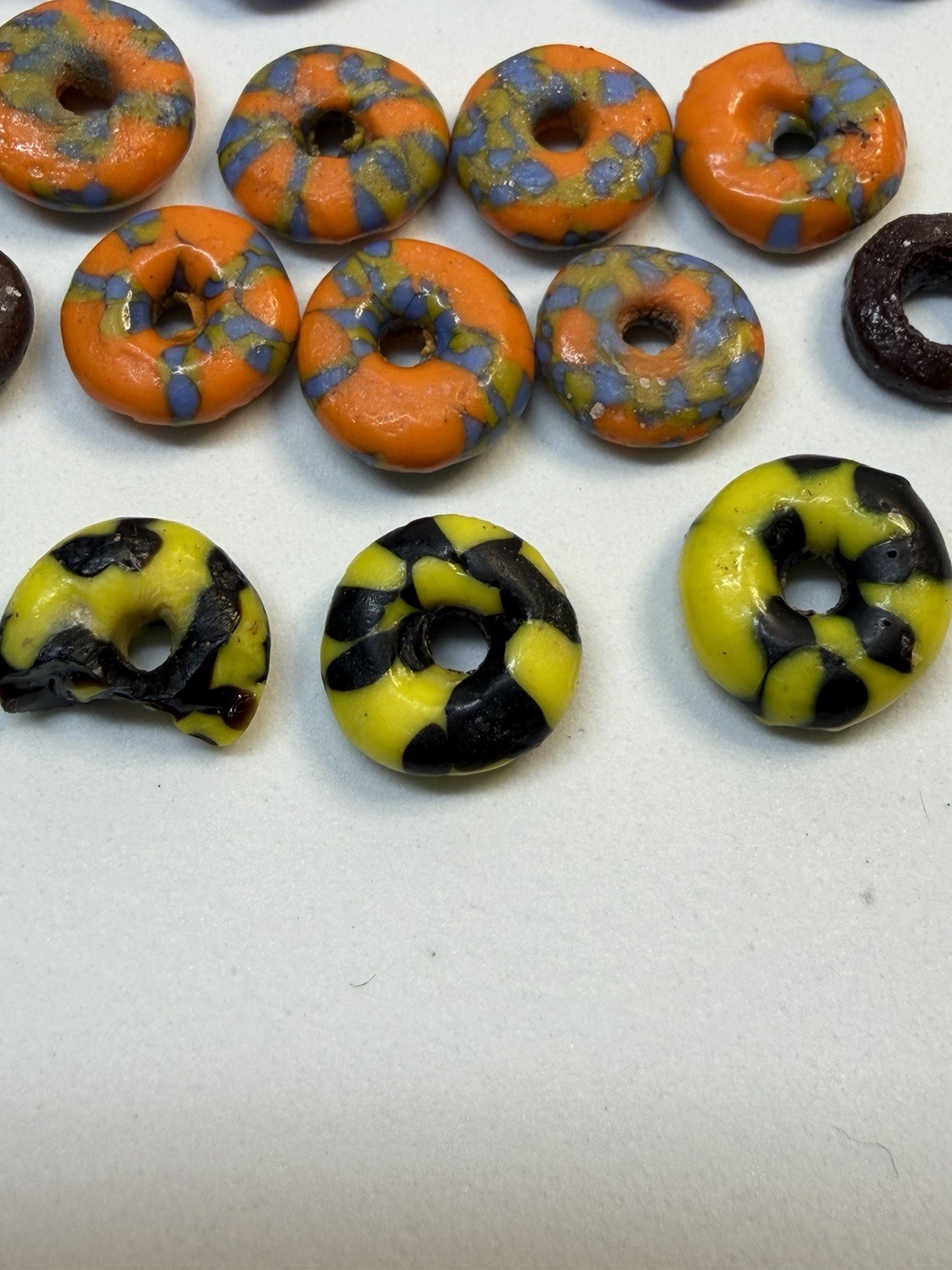Lot 29 Antique 19th C Venetian African Trade Beads Lampwork Skunk Mosaic Glass 1