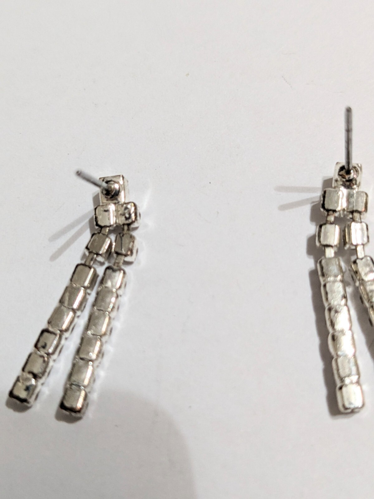 Silver Tone Layered Prong Set Rhinestone Stud/Drop Earrings. 1″. Modern.