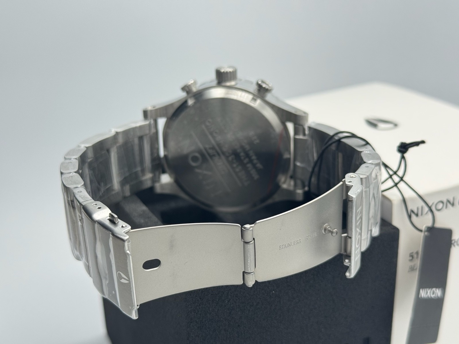 NIXON 51-30 Chrono – Silver Chronograph Men’s Watch A083-000