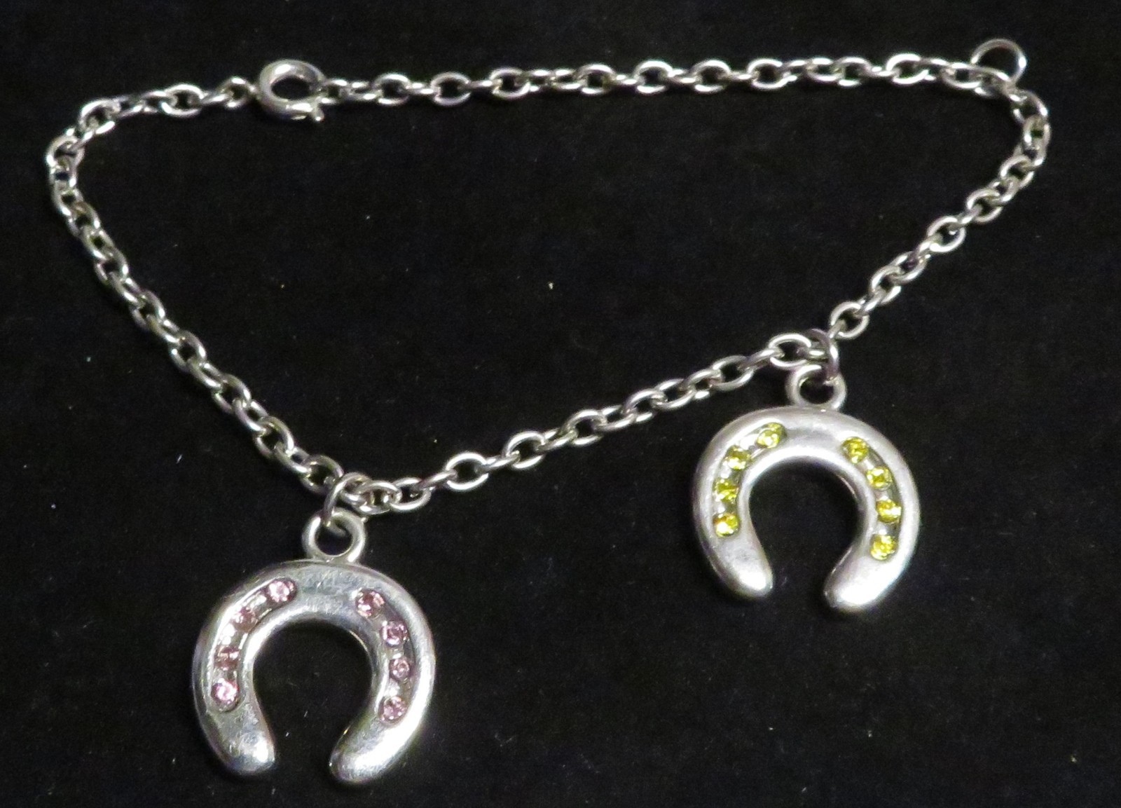 Horseshoe Bracelet Pink Yellow Rhinestone Horse Shoe Silver Tone Fashion 7.5″ GU