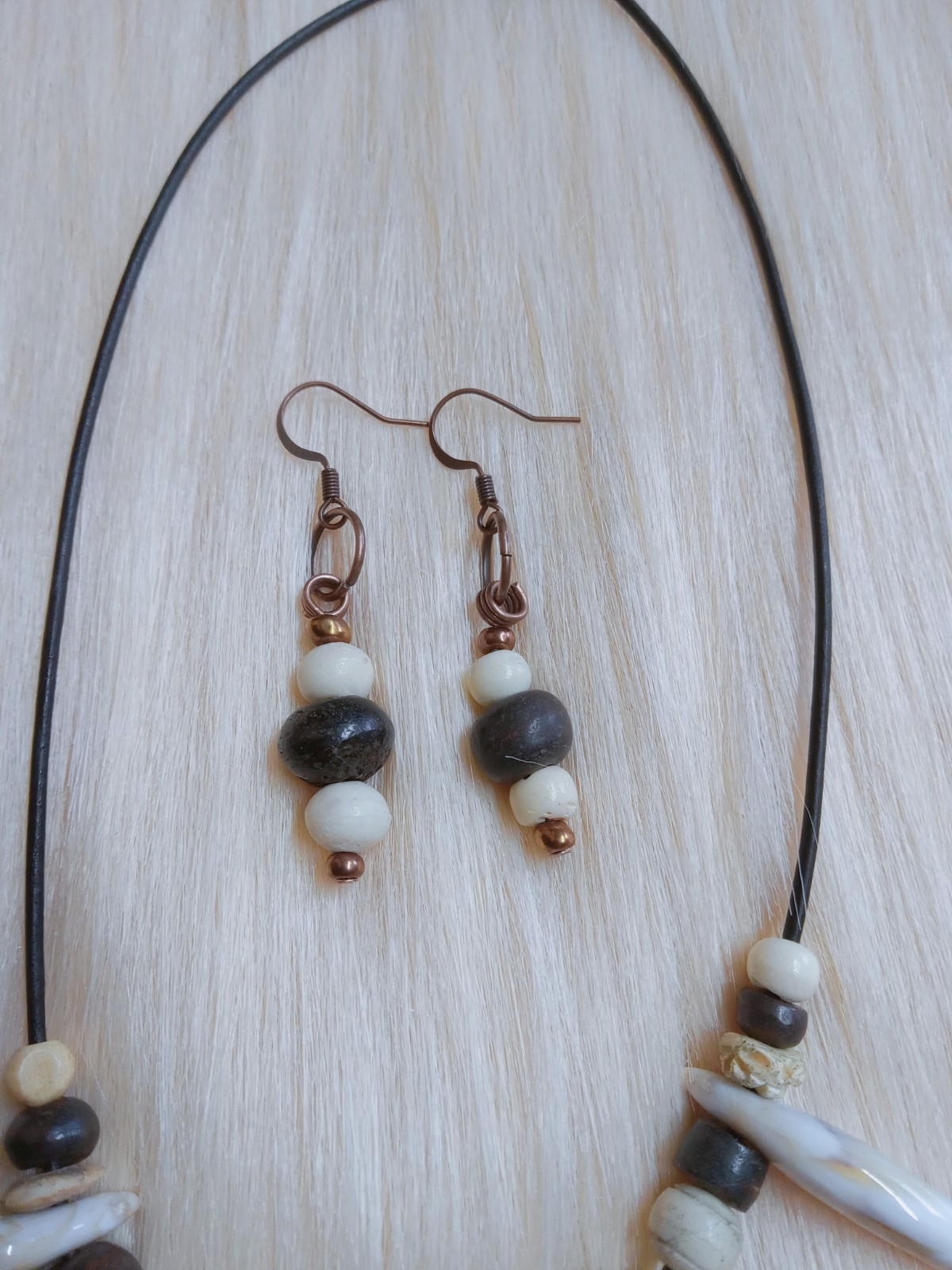 Imitation Wolf Teeth & Bone Bead Leather Necklace Set
