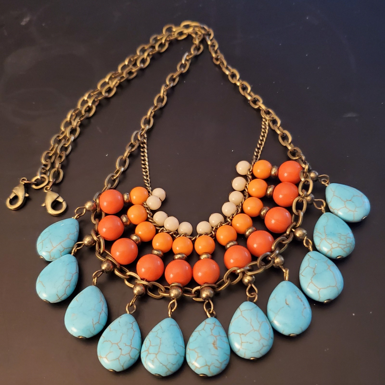 Collar Style Necklace “SUNSET” Genuine Dyed Howlite Premier Designs Chunky EUC