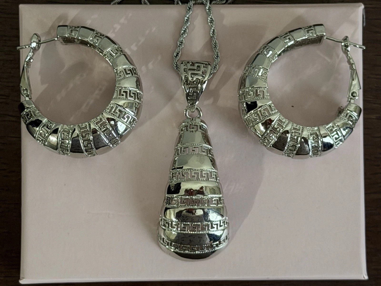 Silver Plated High Quality Jewelry ,2 PC Set