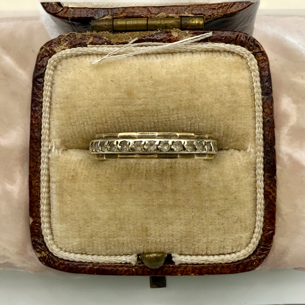 Vintage 9k Solid Yellow Gold Quartz Eternity Ring, Size 6.5