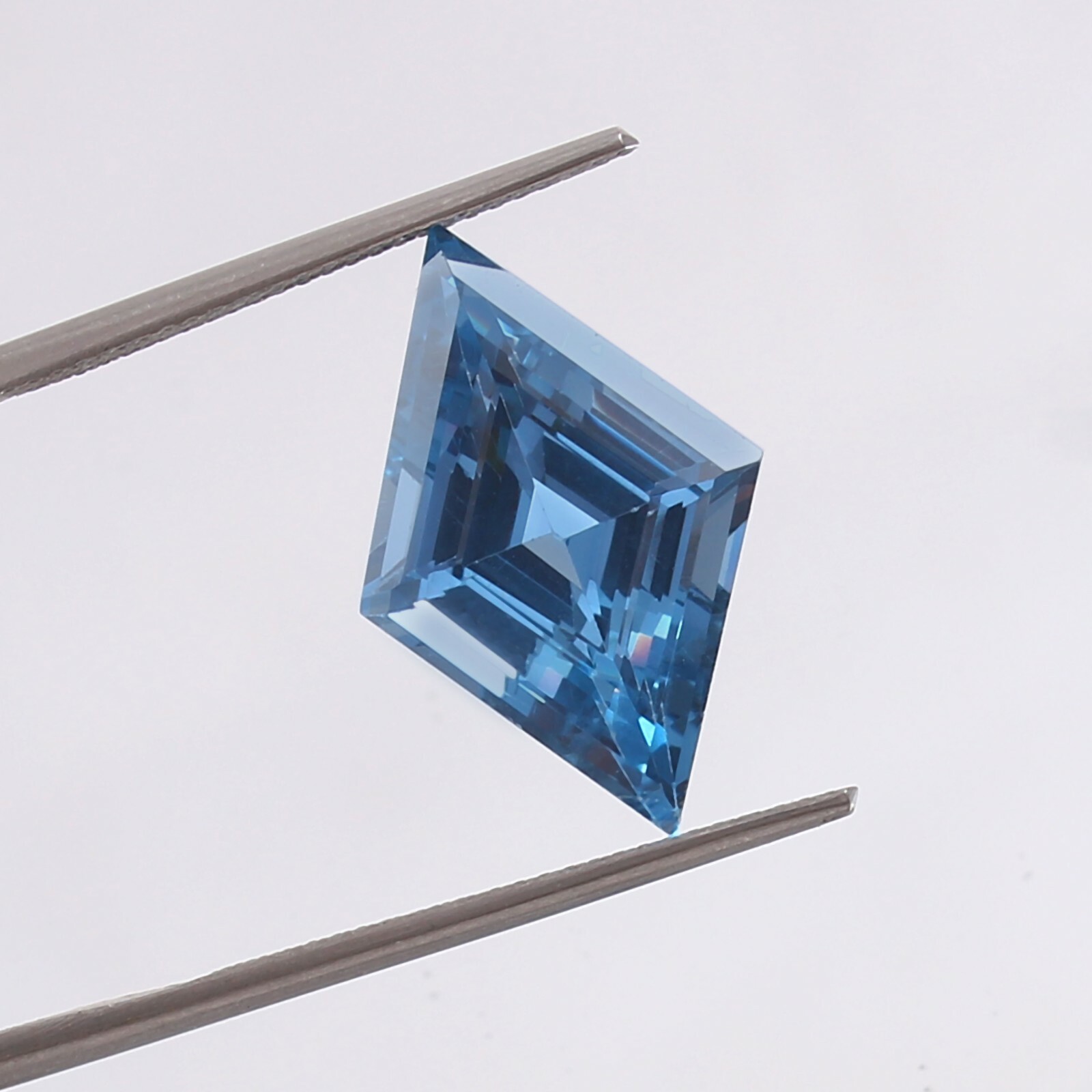 20×13 MM AAA Excellent Top Quality Natural Aquamarine Kite Cut Loose Gemstone