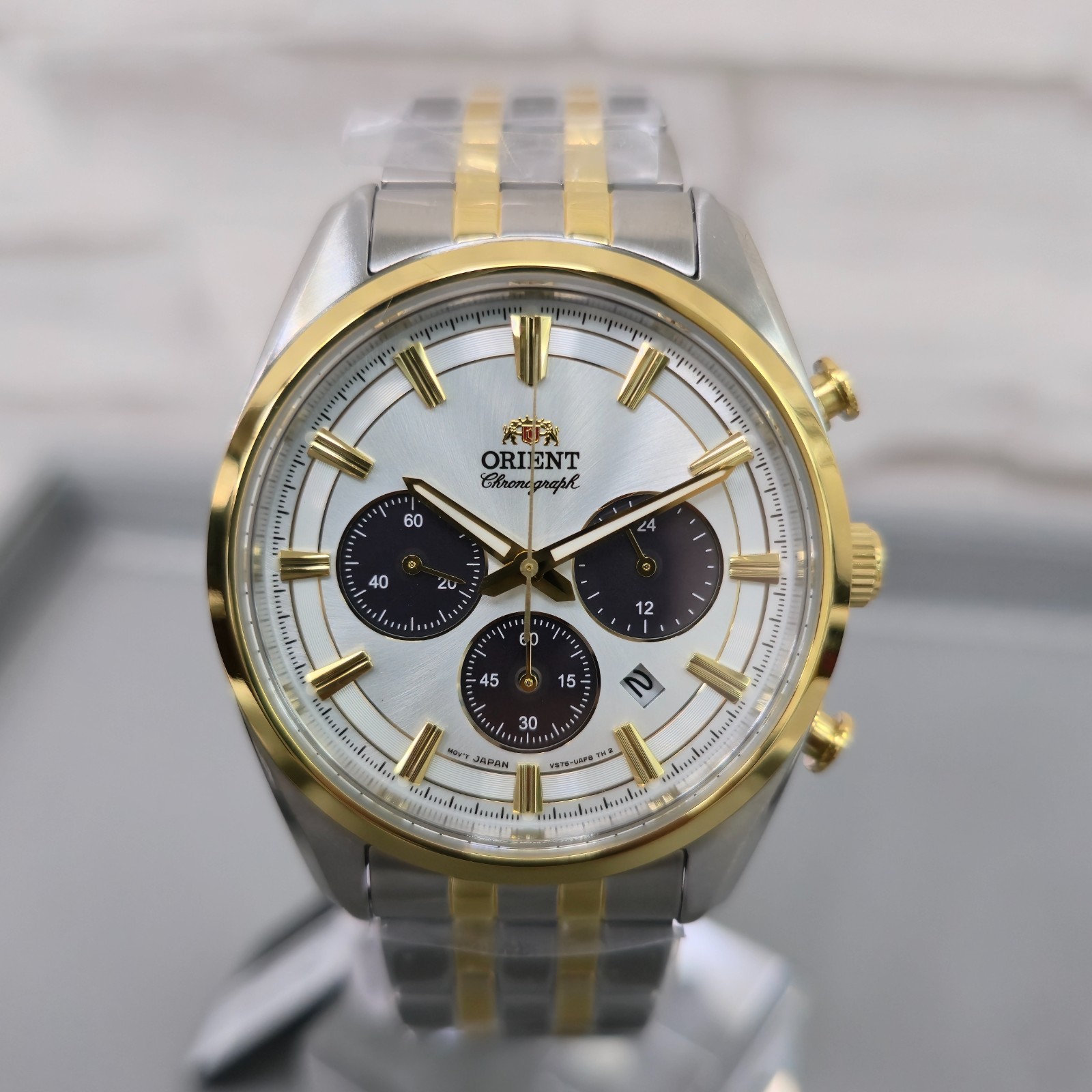 Orient Contemporary Solar Chronograph RA-TX0302S 40mm White Dial New Men’s Watch