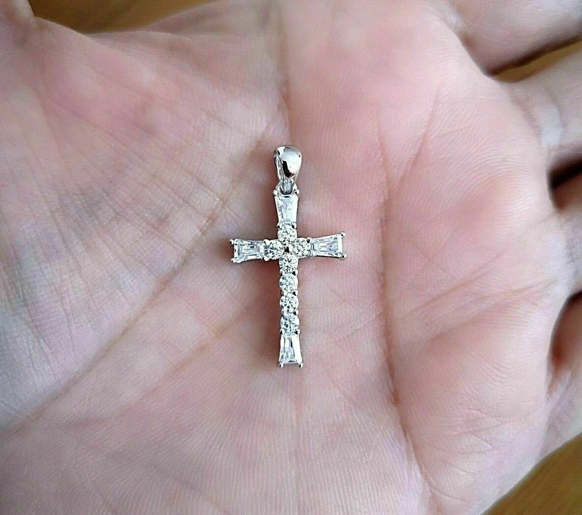 1.50Ct Round Cut Simulated Diamond Cross Pendant Chain 14k White Gold Plated
