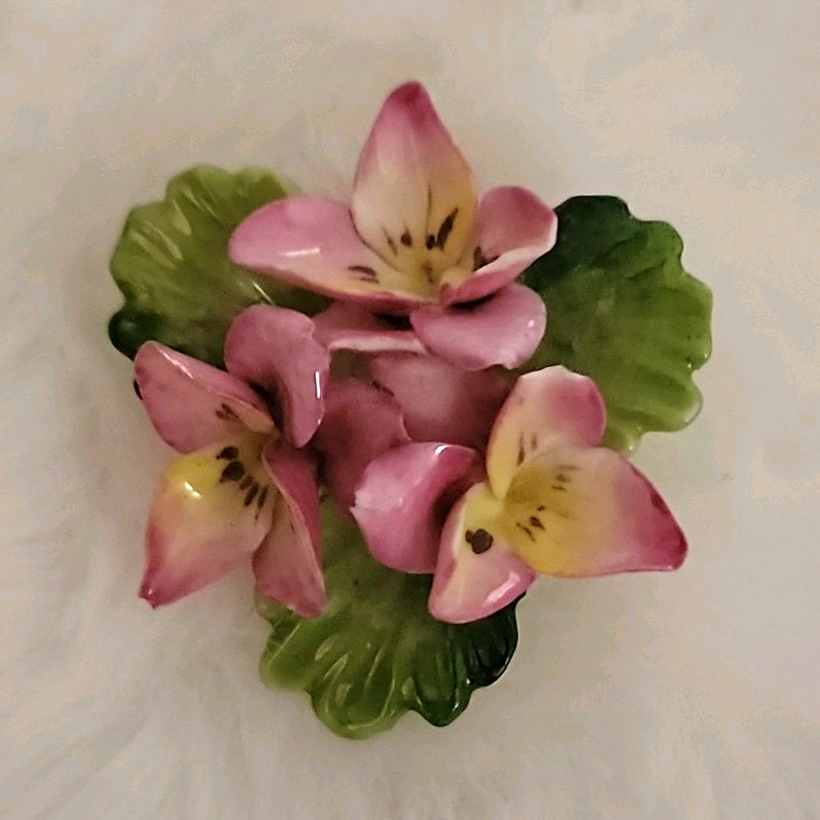 Vtg 70’s Cara China Staffordshire Made in England Porcelain Signed Flower Brooch