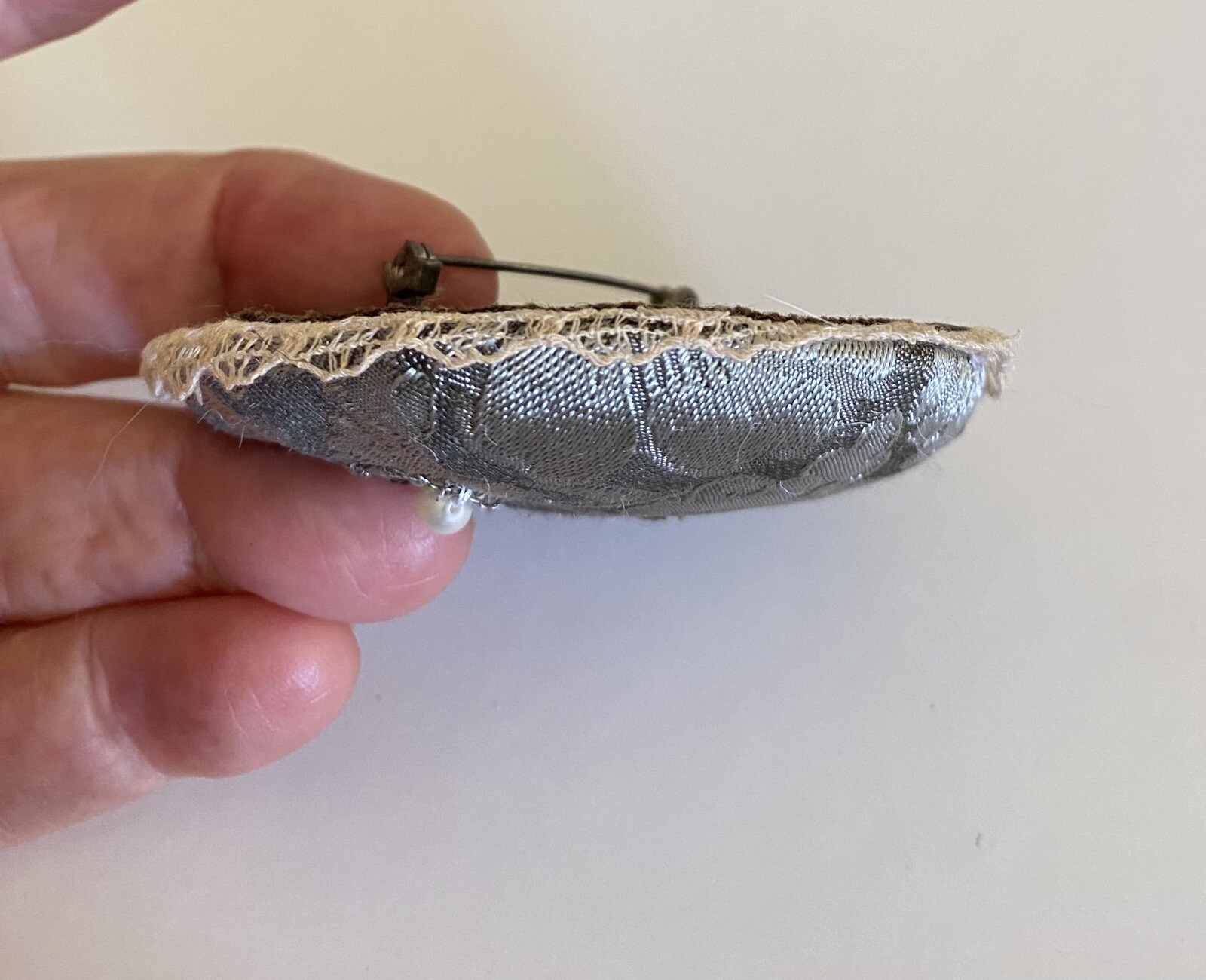 Vintage Round Shabby Chic Fabric Lace Edged Pin/Brooch W.Pearl 2.75”.