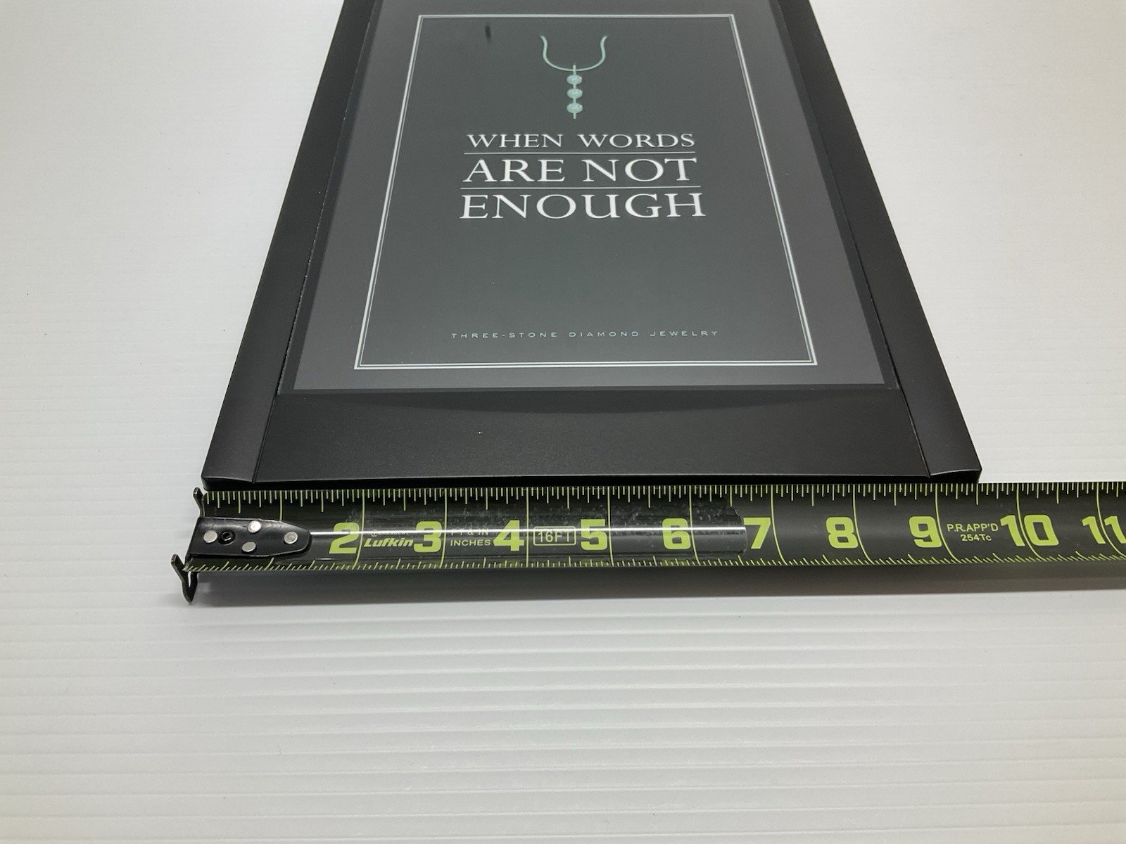 Three-Stone Diamond Jewlery Store Countertop Display Durtran Light Box