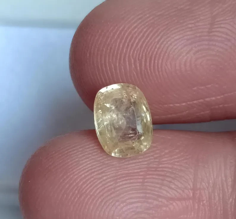 Sri Lanka Yellow Color Sapphire Natural Gemstone for Statement Jewelry 1.83 Ct