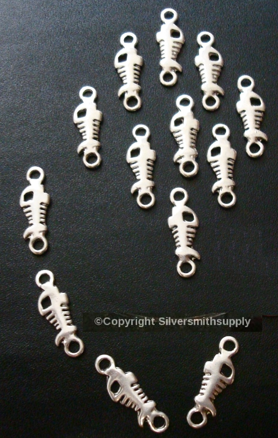 Fish bone skeleton links charms silver plated zinc findings earrings 20mm cfp062