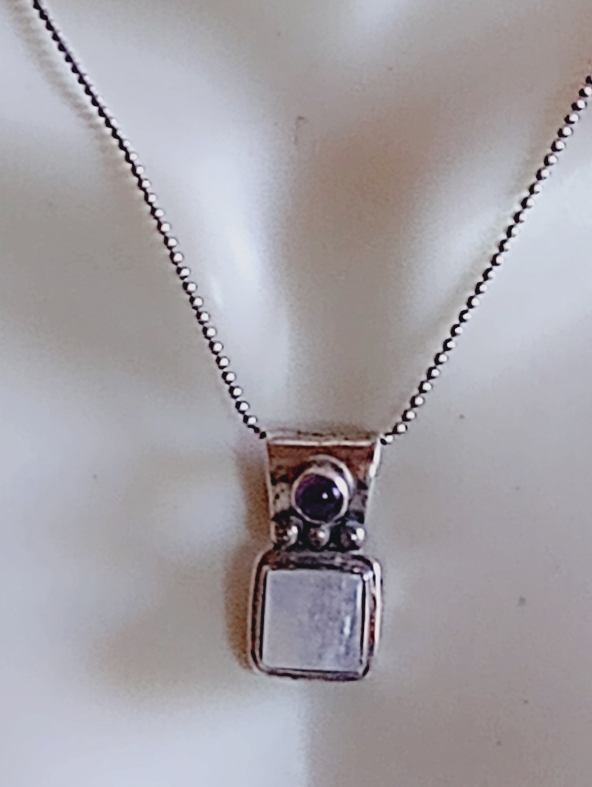 ESTATE STERLING SILVER MOONSTONE AMETHYST PENDANT STERLING CHAIN MS CO 925
