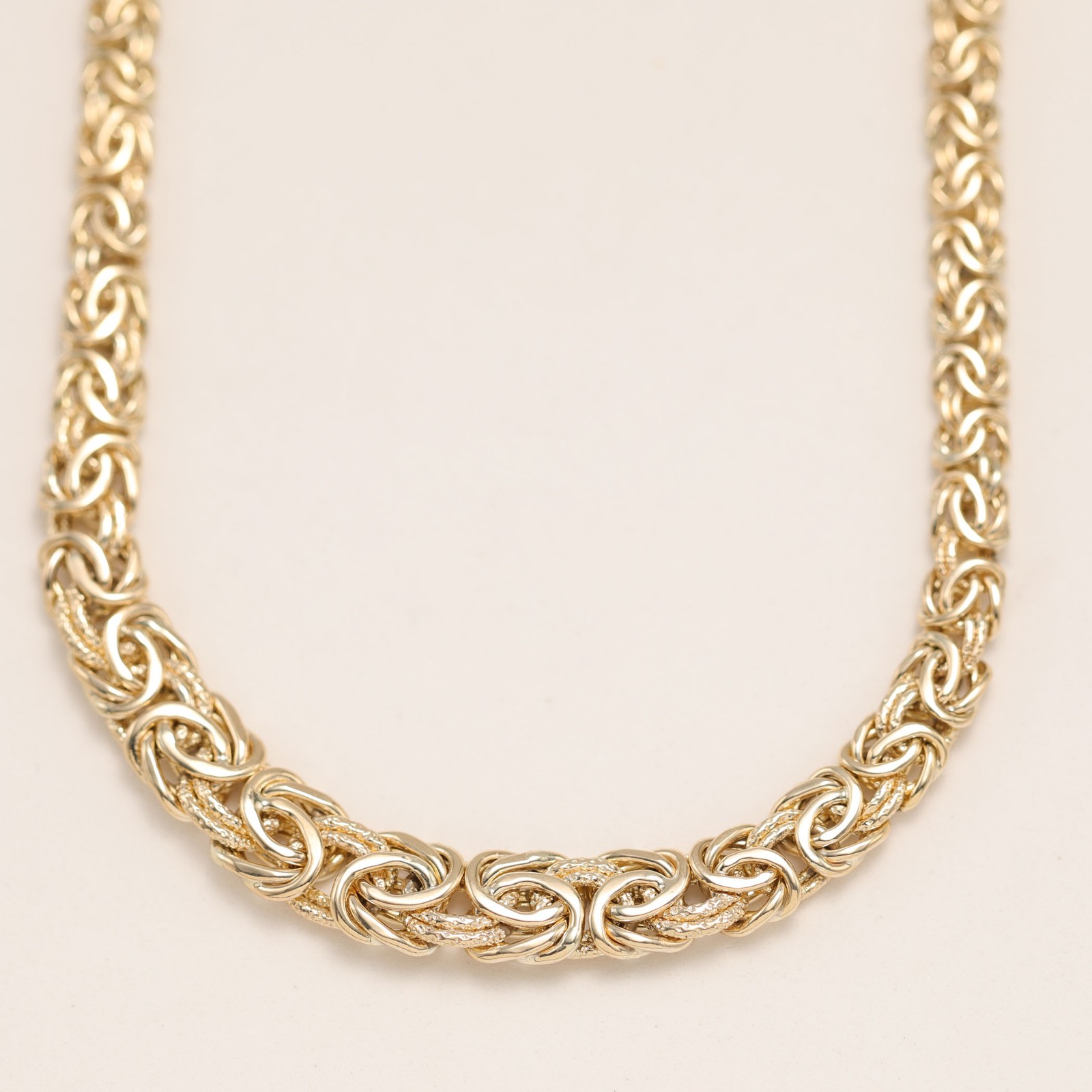 10K GOLD Textured 11mm Graduated Byzantine Chain Necklace Fancy Lock Yellow Gold
