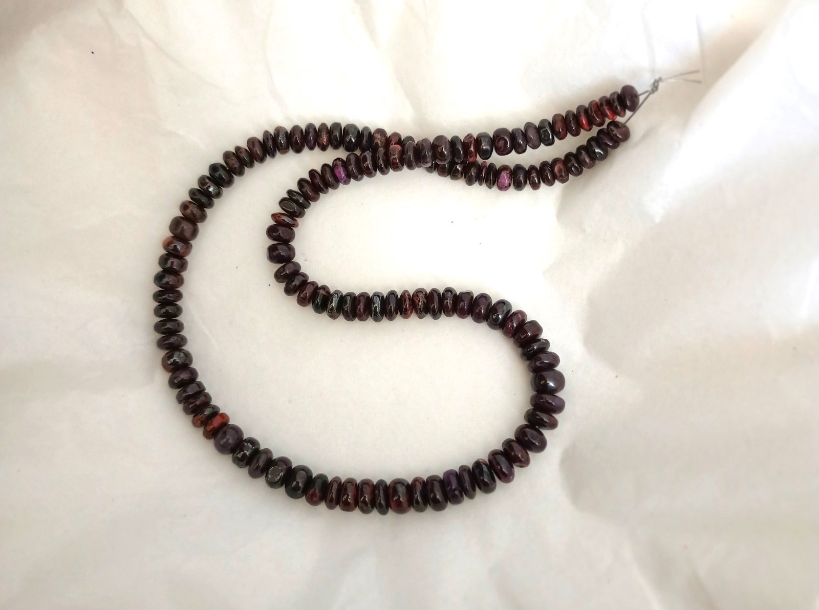 SUGILITE, BUSTAMITE 6-8MM RONDELLE BEADS – 17.75″ Strand – 4071E