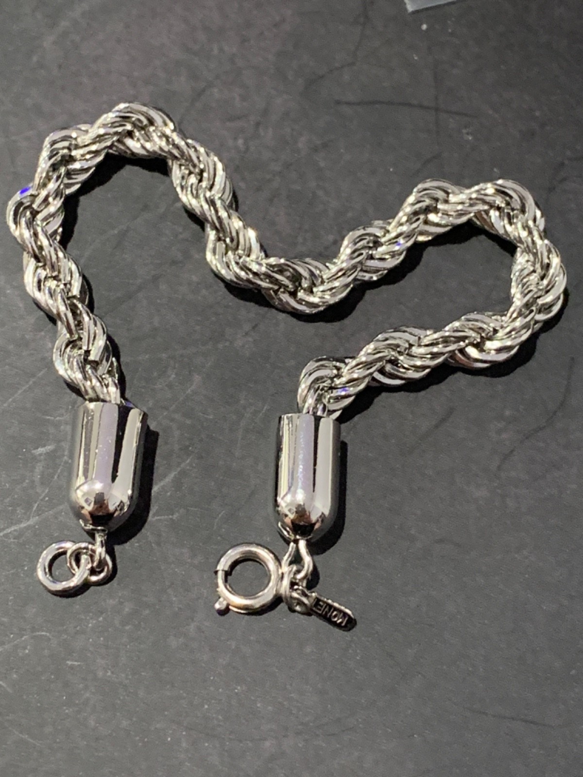 Vintage Monet Silver Toned 1/4″ Wide Twisted Rope Chain Fashion Bracelet 7 Inch