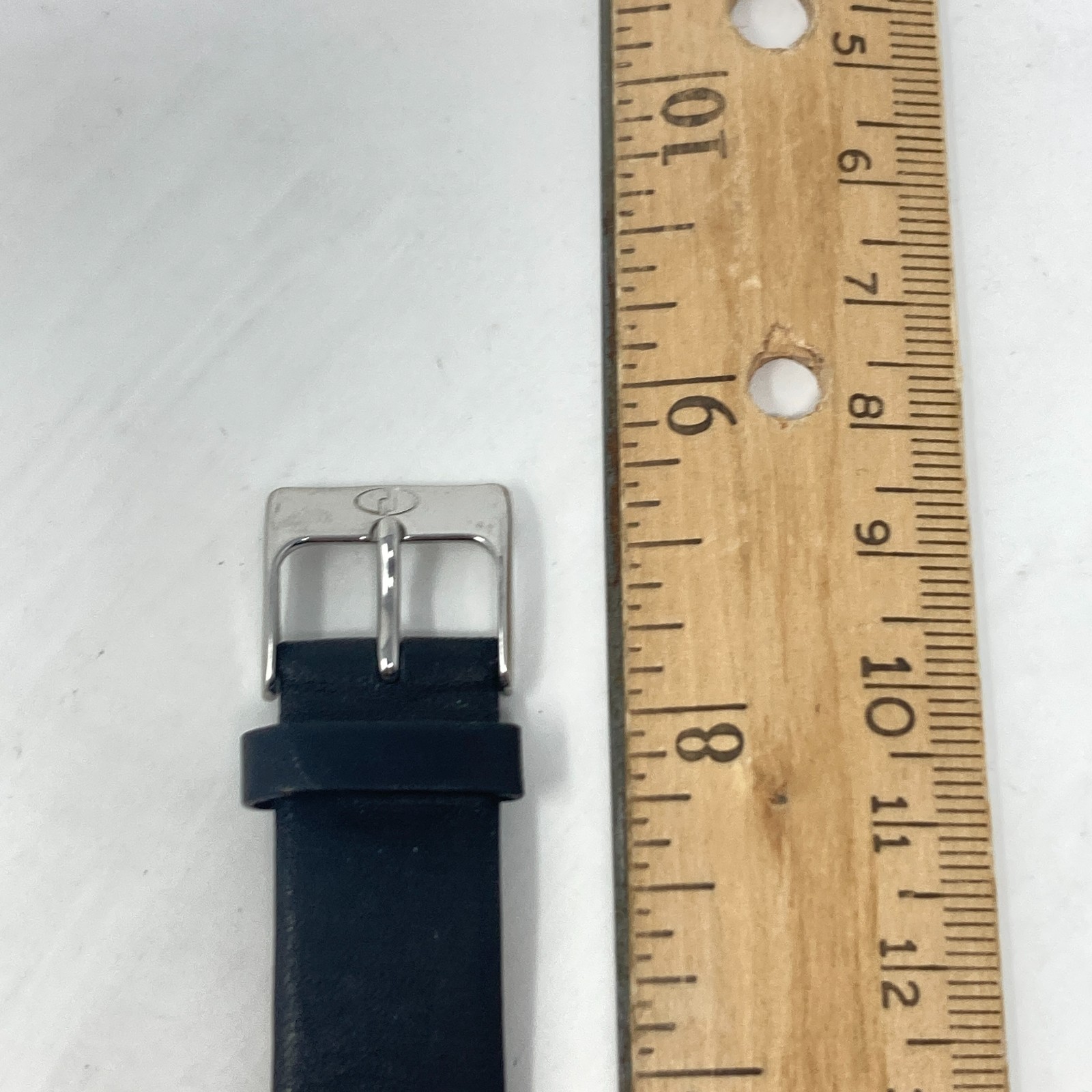 Skagen Grenen Watch Women 29mm Silver Tone Date Crystals Leather New Battery