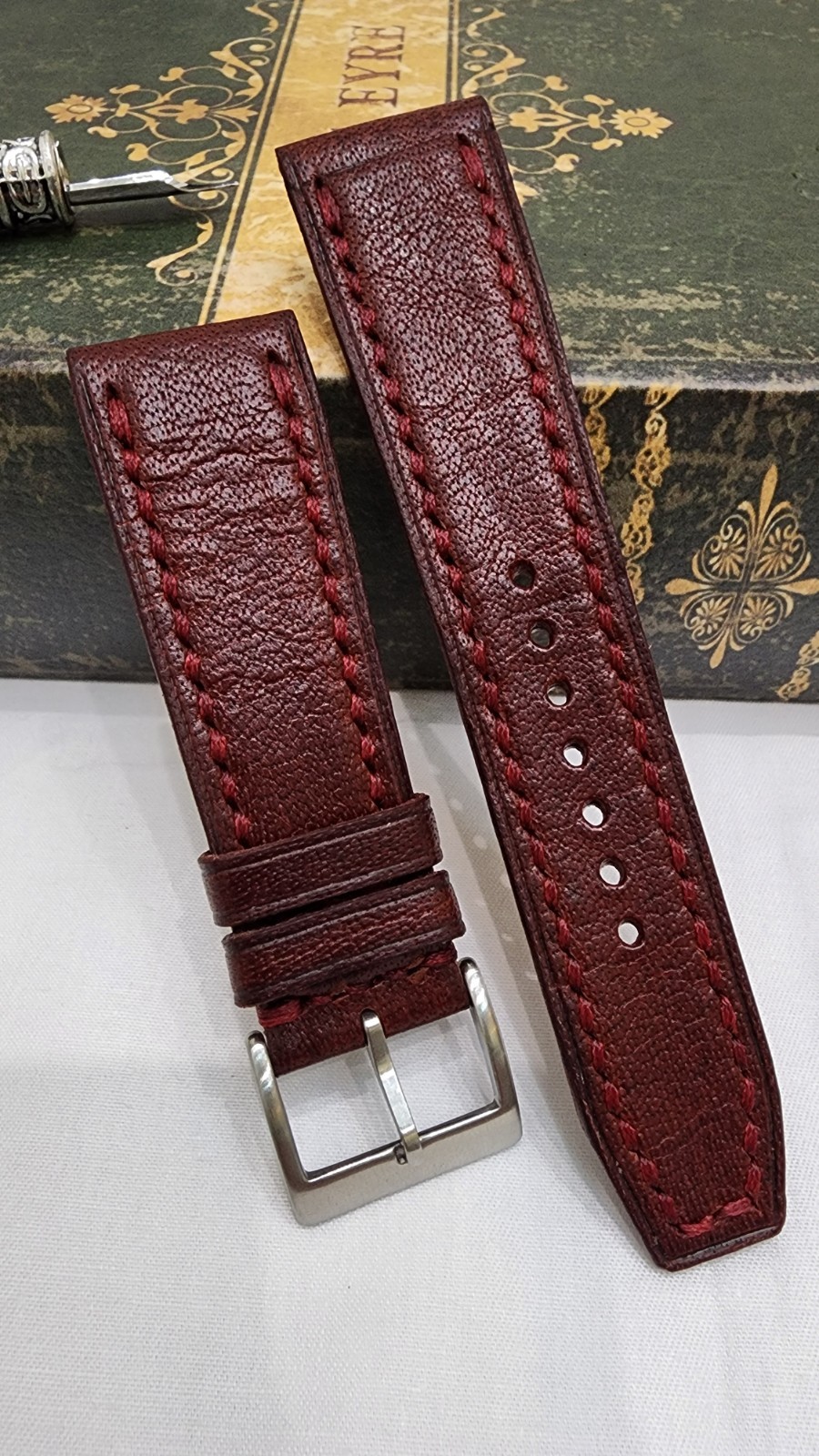 22mm Burgundy Italian Vegetable Tanned Leather Watch Strap Handmade 22-20