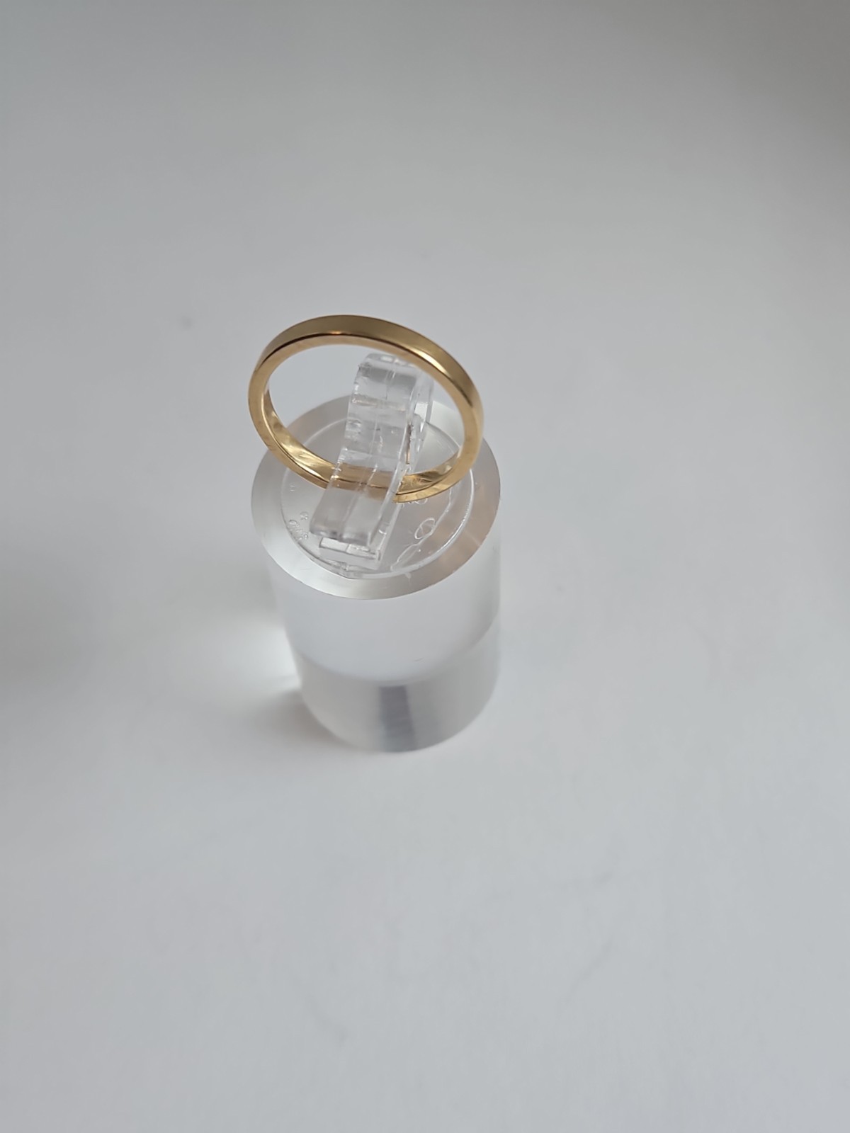 Classic 14k Yellow Gold Plain Wedding Band Pinky Ring Size 4 Weighs 1.60 Grams