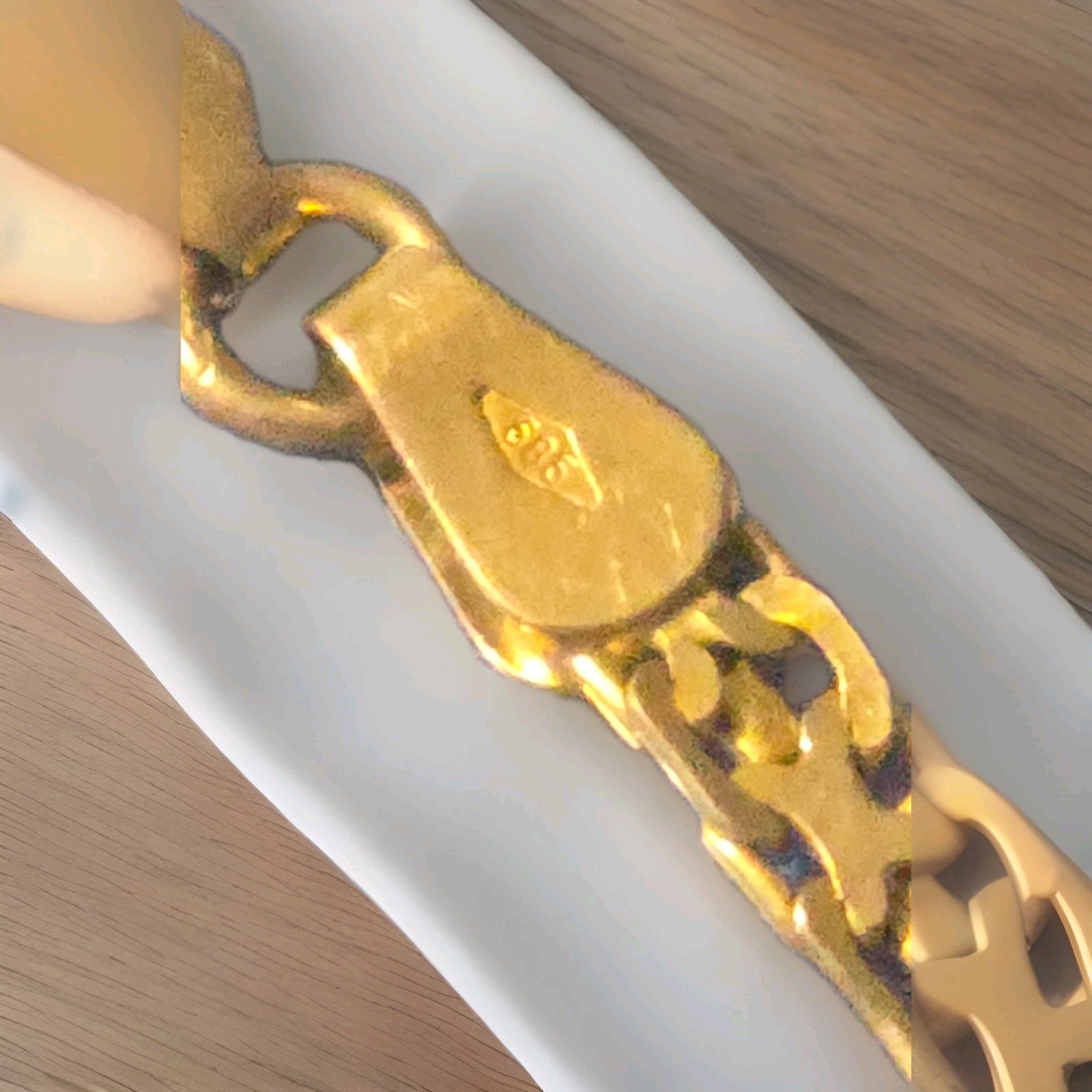 a vintage 14k Italian yellow gold figaro link bracelet 585