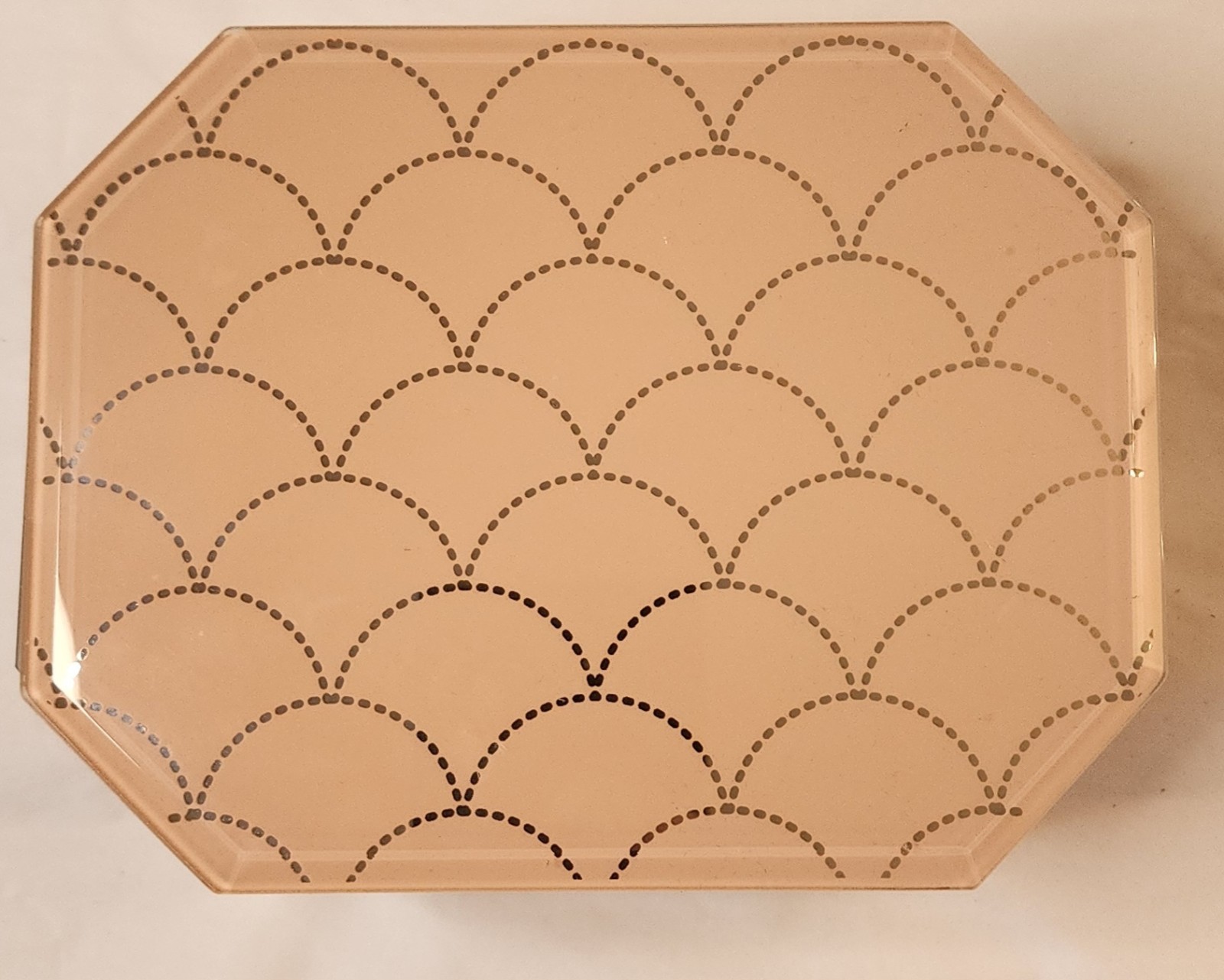 Cynthia Rowley NY Mirrored Glass Jewelry Box Pink Octagon Scallop Trinket Case