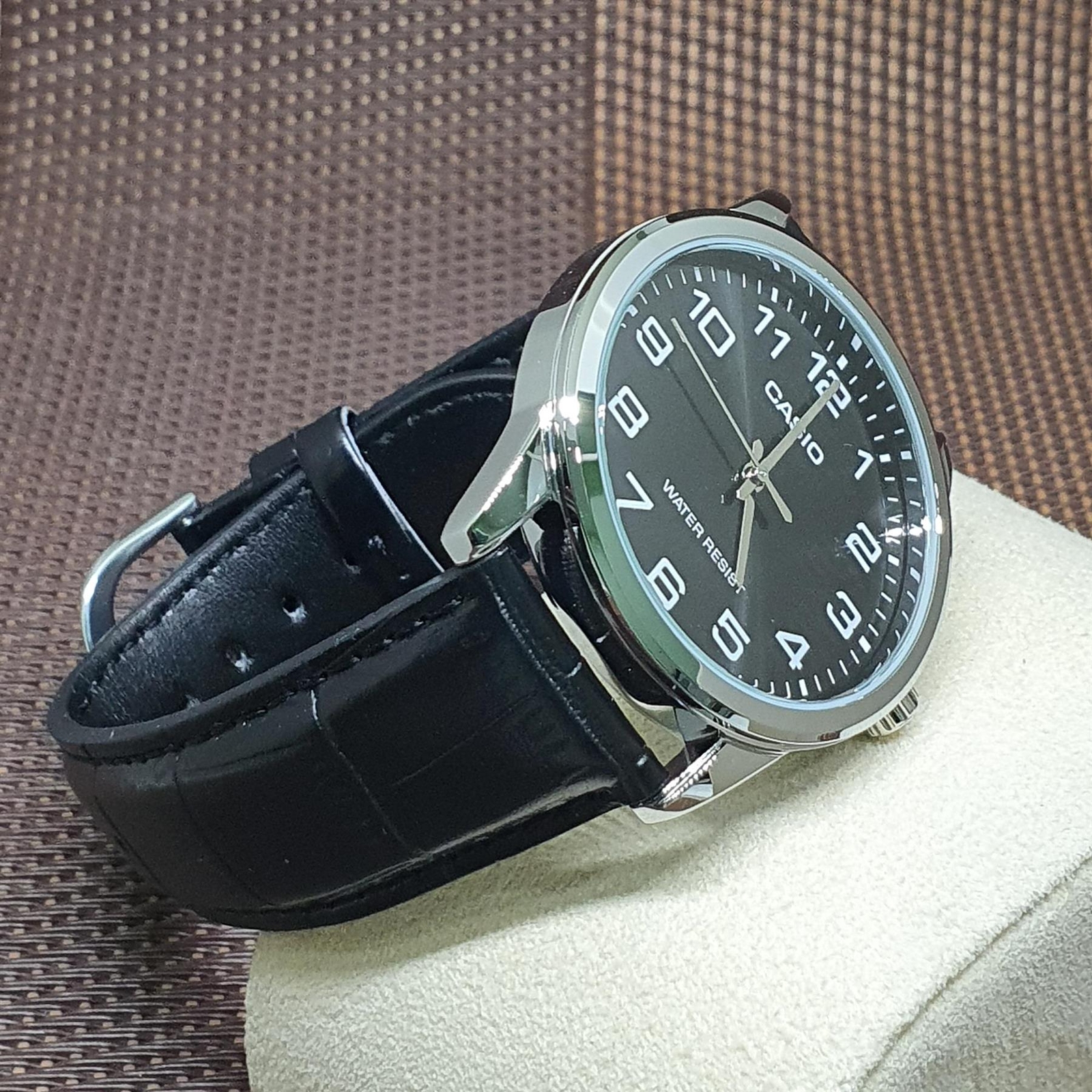 Casio MTP-V001L-1B Men’s Black Dial Black Leather Strap Analog Quartz Watch