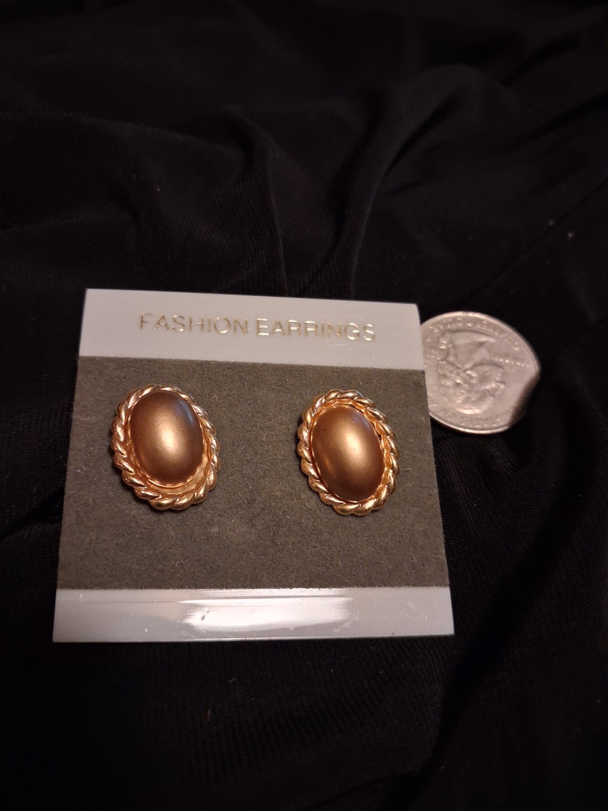 Vintage Post Back Yellow Gold Tone Metal W Rose Gold Earrings NWT