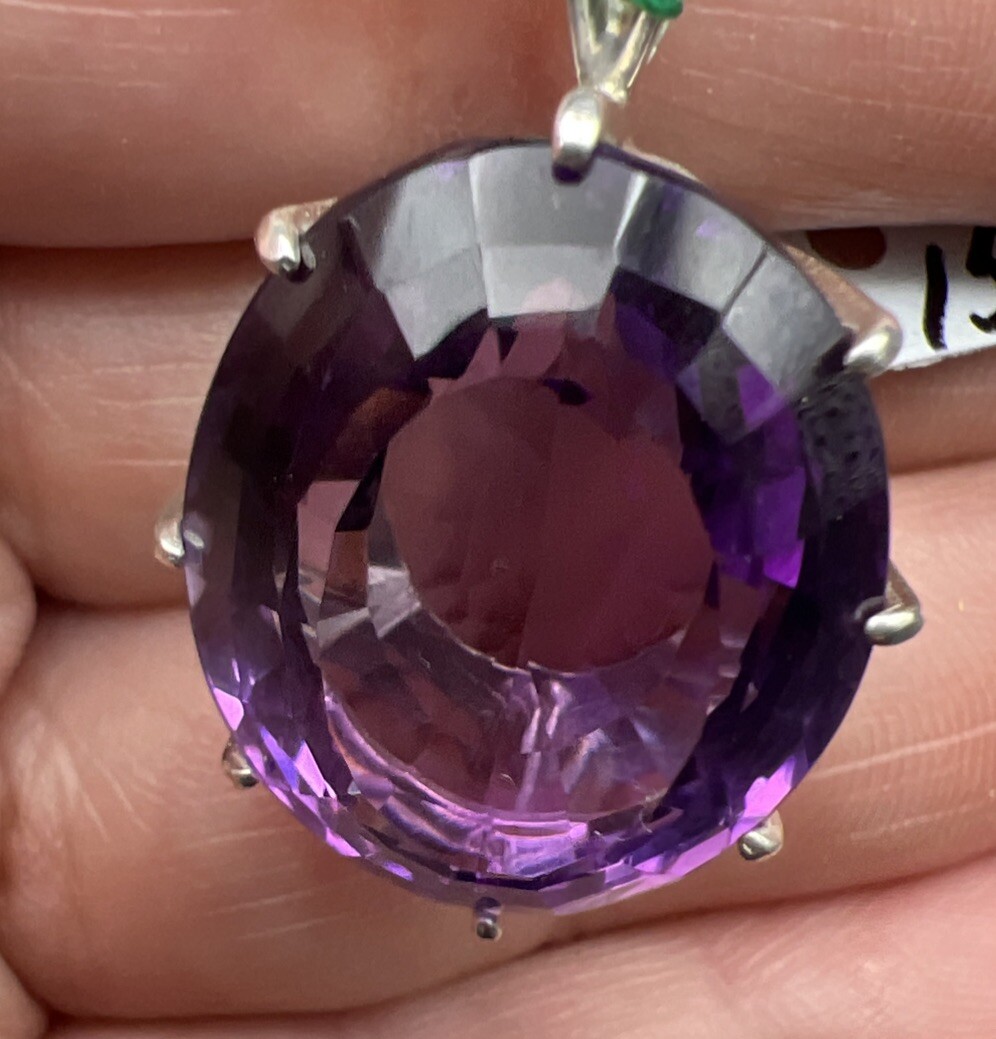 31.69 ct Amethyst and Sterling Silver Pendant. 8.8 Grams