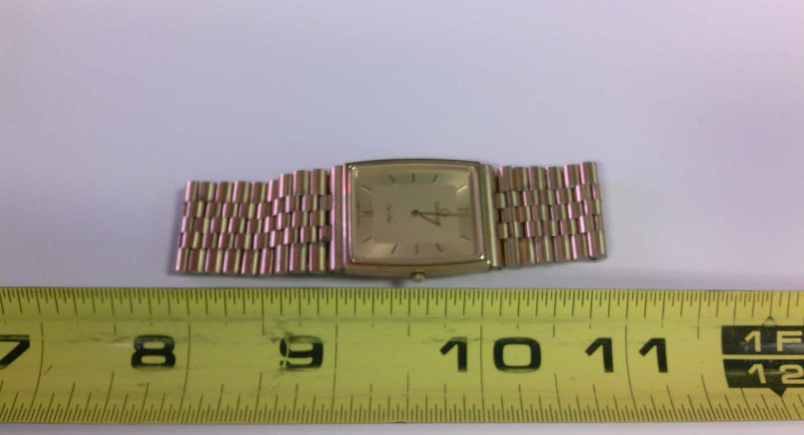 VTG OMEGA DeVille 10k RGP QUARTZ Watch W Original Box, Tag, Links! DOES NOT WORK