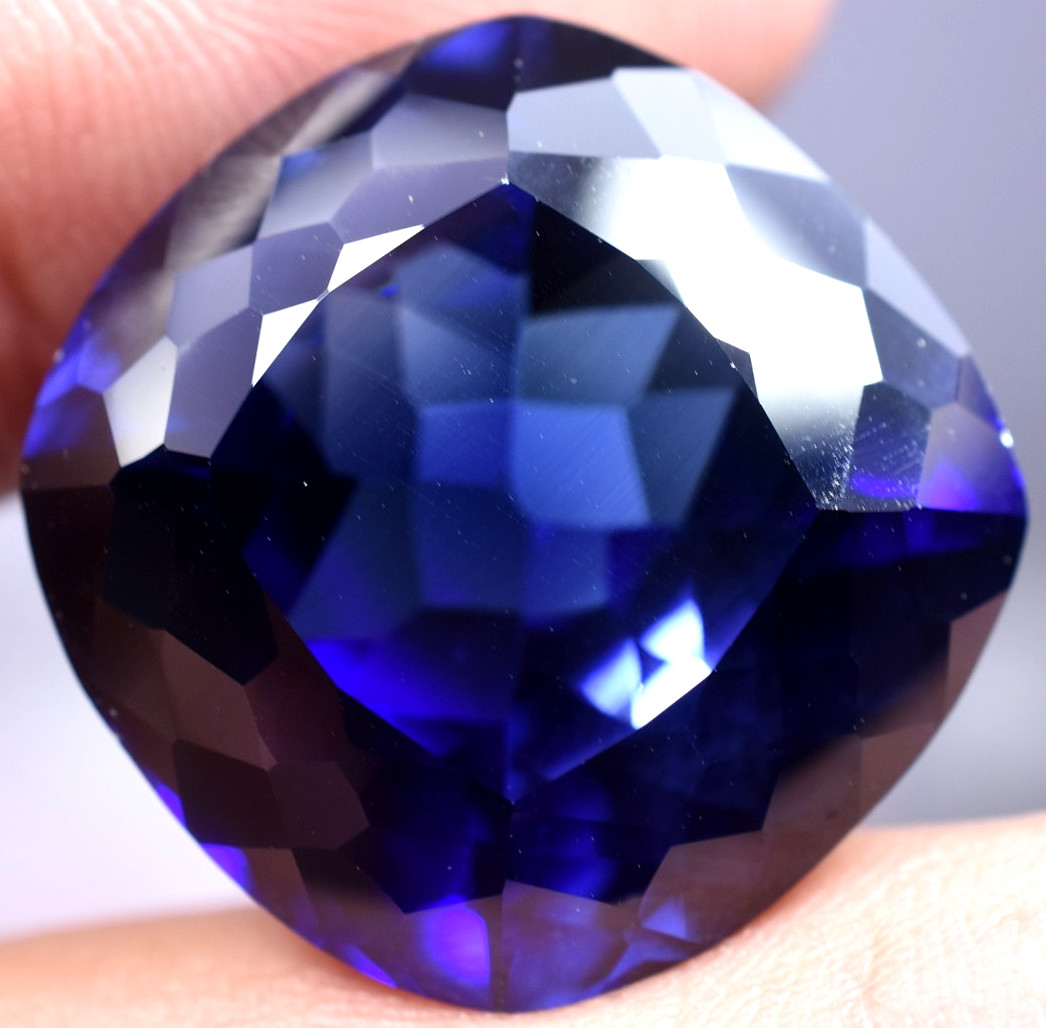 Natural 43.50 Ct Madagascar Royal Blue Sapphire GGL Certified Loose Gemstone