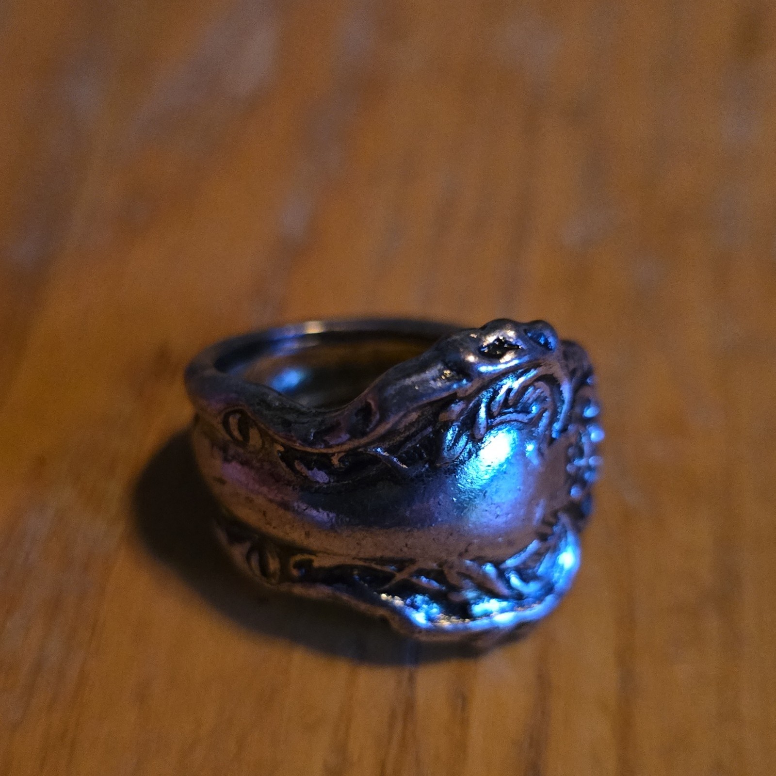 Silver Tone Spoon Ring Metal Band Ring Size 7 No Stone 0 Gemstones
