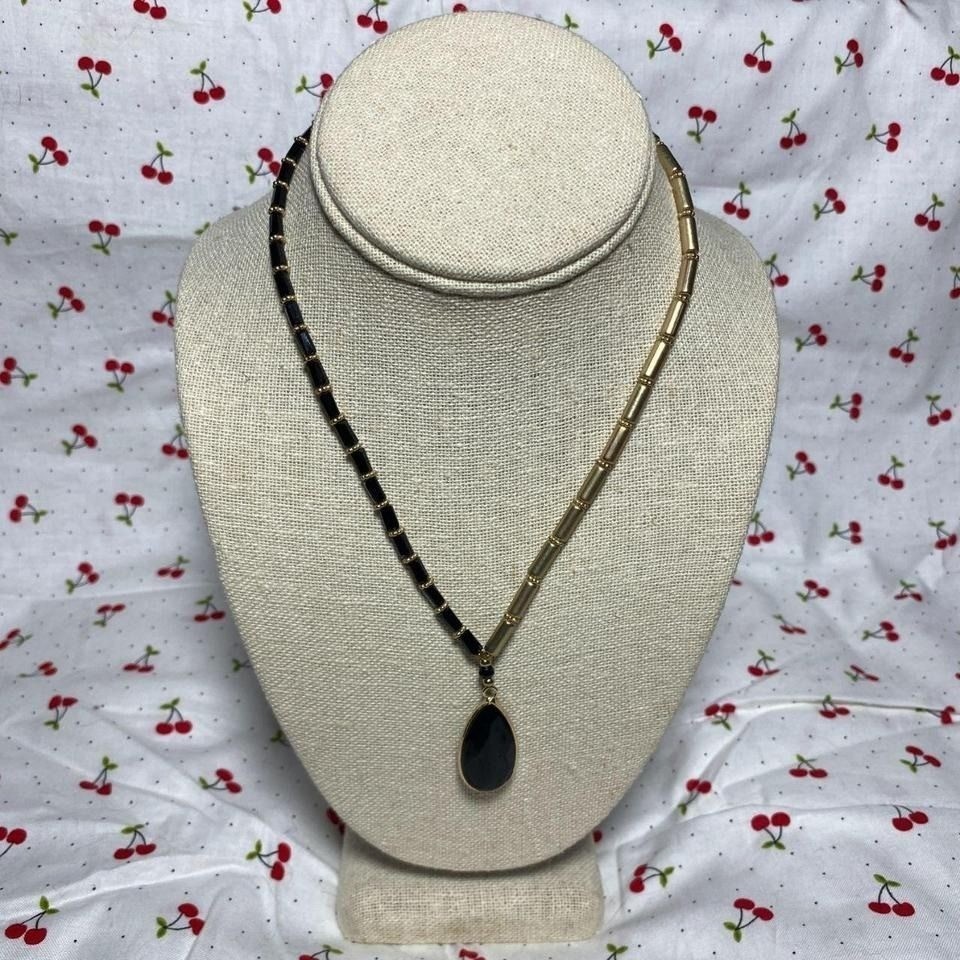 Black and Gold toned necklace beaded w/ large artifical black stone