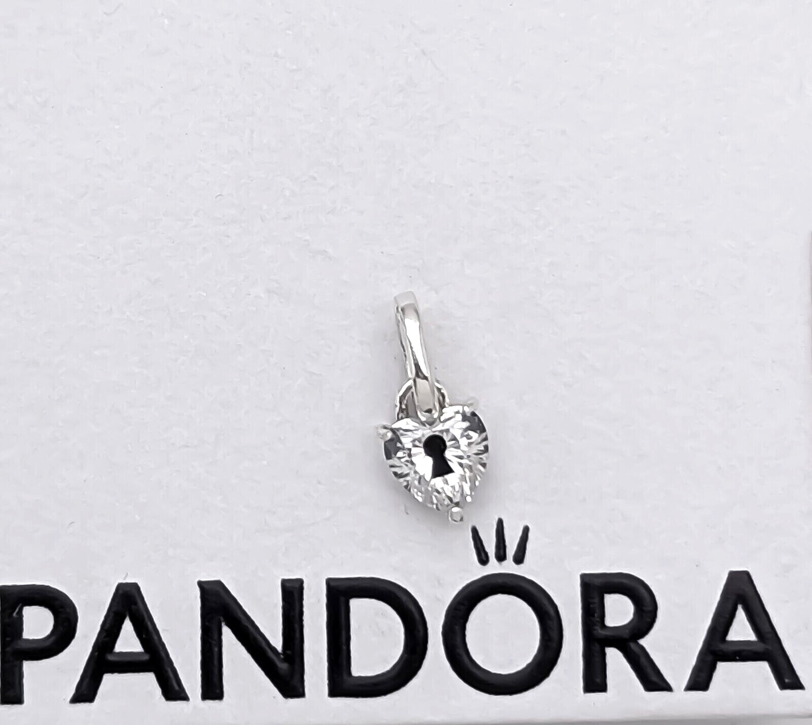 New 100% Authentic PANDORA ME 925 Ale Silver Keyhole Heart Mini Charm 793086C01