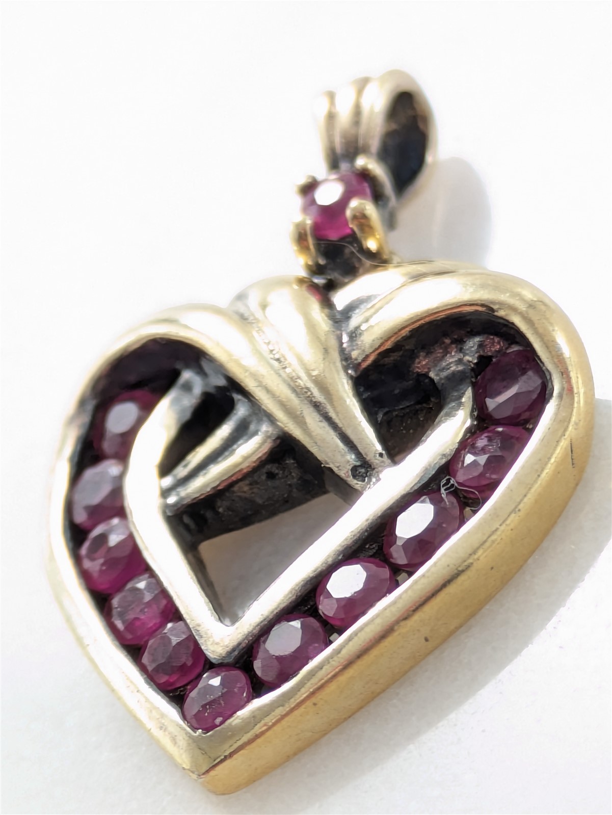 Vintage Solid Sterling Silver Gold Color Heart Pendant Red Gemstones 3 Grams