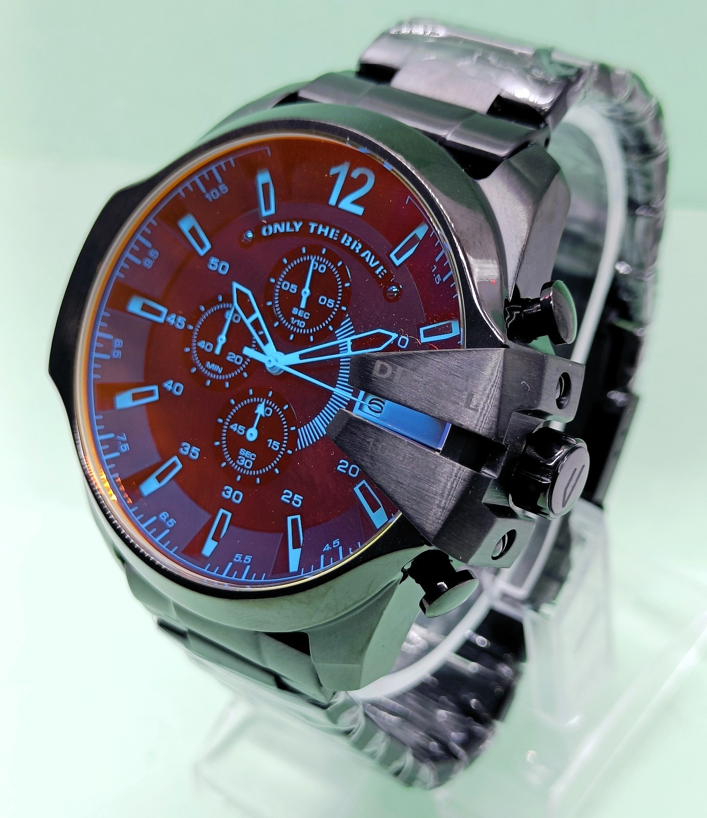 Fantastic Diesel 10 Bar “ONLY THE BRAVE” Chronograph Quartz Men’s Wrist Watch