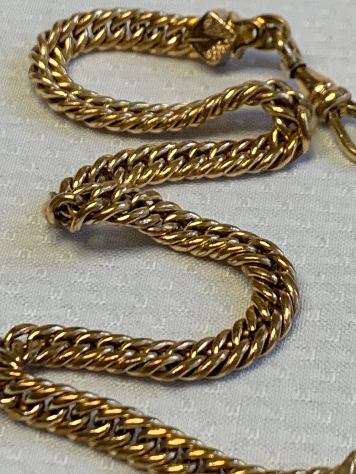 Gold Filled Pocket Watch Fob 35.89g Fine Jewelry 11.5″ Curb Link w/ Comb Pendant