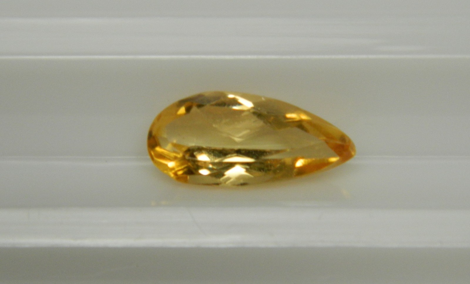 Imperial Topaz 1.06 Ct Clarity VS Pear Cut Natural Golden Brazil I023